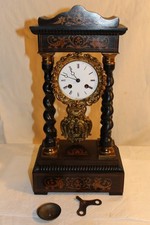 Antike französische Portaluhr , Säulenuhr  guter Zustand