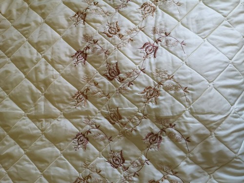 Tagesdecke mit stickerei - tagesdecke,