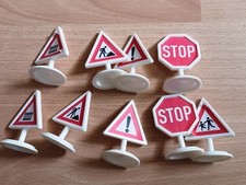 9 Verkehrsschilder für