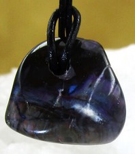 SUGILITH    Trommelstein