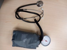 12  x  Blutdruckmessgerät Fa