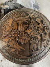 rachtvoller Asia-Couchtisch