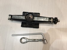 A1685830715 Mercedes A  B