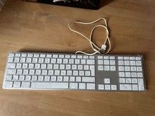 Apple USB-Tastatur MB110D/A, QWERTZ, Deutsch