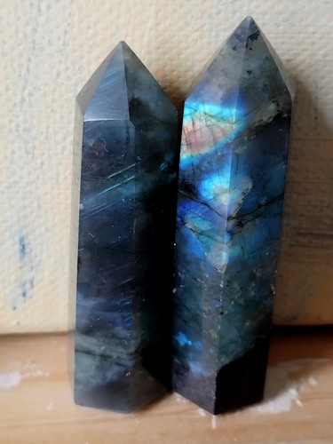 2 ausdrucksvolle - 2,