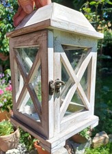 Shabby   Holz - Laterne  Hö. 25,5 cm    Boden aussen 15 x 15 cm  " ohne Deckel "