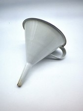 Trichter alt Flaschentrichter Einfülltrichter emalliert weiß D 13 cm sn209