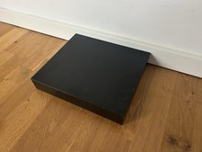 Nachttisch/Regal von IKEA in schwarz für die Wandmontage 30 x 26 x 5 cm