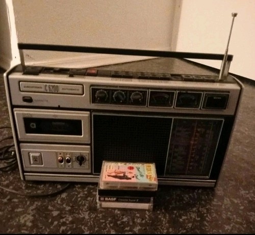 Grundig 6200 radio - c,