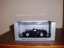 Porsche 911 Turbo S Cabrio  -