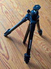 Manfrotto Compact Light Reisestativ 40cm-131cm mit Kugelkopf und Tasche, schwarz