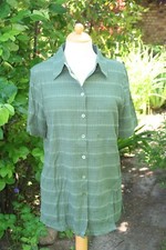 TOP olivgrüne Bluse  Größe