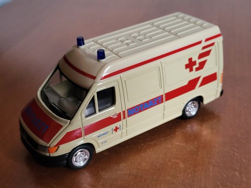 Krankenwagen modell hongwell - krankenwagen,