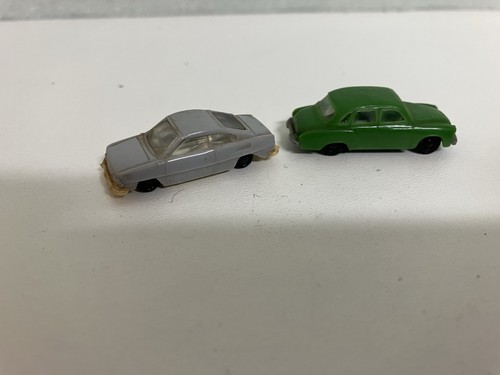 Kleine miniaturen skoda - 2x,