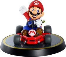 MARIO KART Statue von