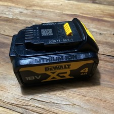 DeWalt DCB182-XJ 18V/ 4.0 Ah XR Li-Ion Akku Akku Baujahr 2025 wie NEU