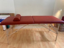 Massageliege klappbar gebraucht, mit Knierolle, Polster Kunstleder burgundfarben