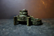 kleine Bronzefigur einer