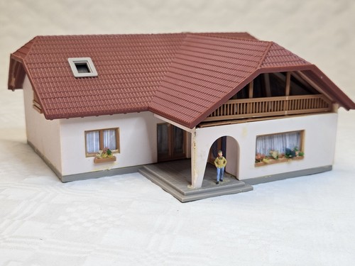 Faller 266 winkelbungalow - h0,