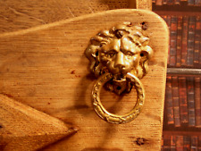 antik  WAND Brief HALTER Jugendstil Zeitungs STÄNDER Holz Löwenköpfe um 1910