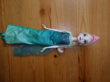 Puppe Elsa in Barbie-Größe