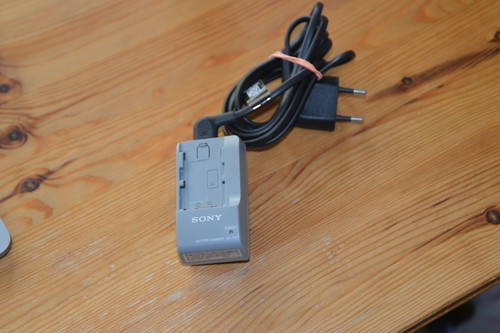 Original sony ladegerät - sony,