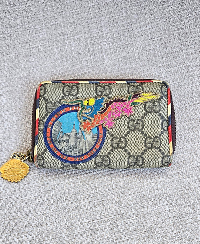 Gucci courrier supreme - gucci, gg