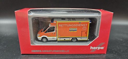 Feuerwehr düsseldorf rtw us - düsseldorf,