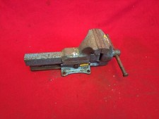 Heuer front schraubstock - front,