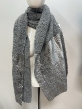 Außergewöhnlicher Wollschal