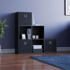 6 Würfel Schwarz Treppe