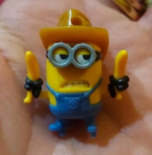 Kinder joy cowboy minion - cowboy,