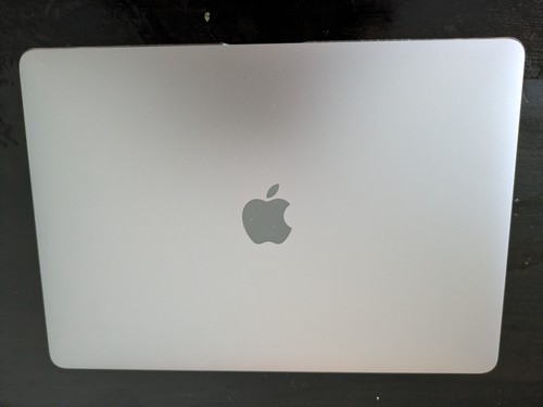 Macbook pro 2020 m1 - 13,3",