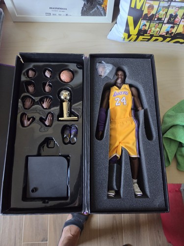 Enterbay action figuren - action,