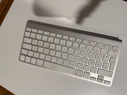Apple wireless keyboard - apple,