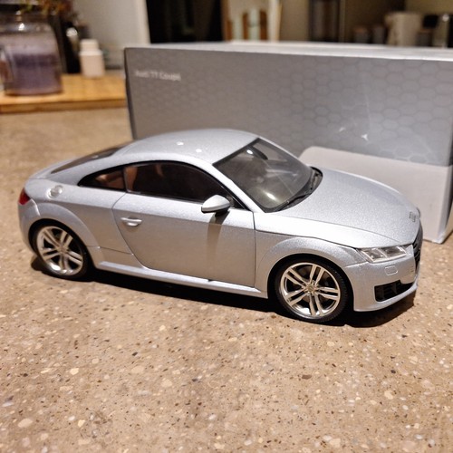 Audi coupe 2014 silber 18 - tt, 1:18