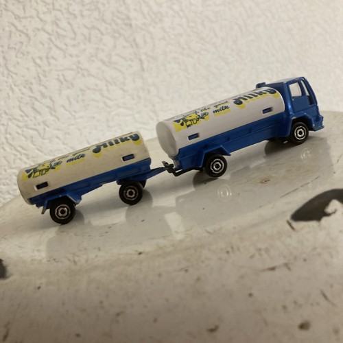 Ford milchlaster mit anhänger - ford,