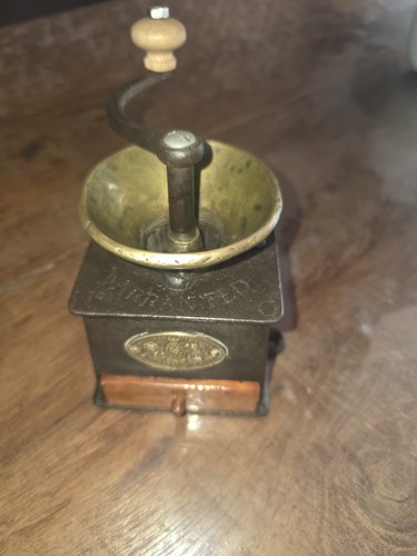 Alte kaffeemühle aus - alte,