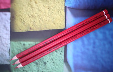 3  rote Kopierstifte