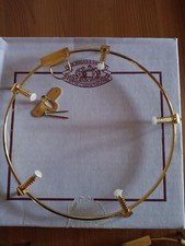 Sammelteller Halter "VAN HYGAN & SMYTHE" mit Spannfedern Wandteller- Halter Set 