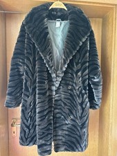 Eleganter Kunstfell-Mantel