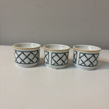 25.04.029 Villeroy & Boch Basket Eierbecher H. 4 cm Vitroporzellan Landhausstil