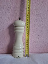 Pfeffermühle Zassenhaus 18cm. Creme Farbe. Gebraucht Guter Zustand