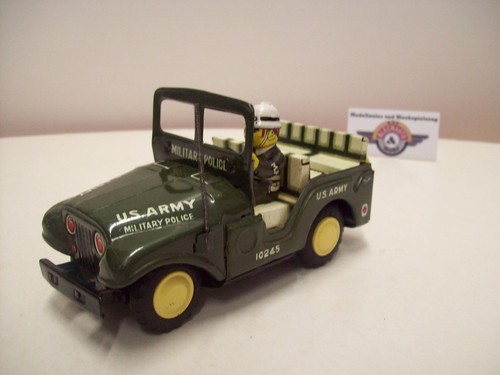 Jeep military police - jeep, police"