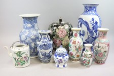 9x Vase Deckeldose Kanne Porzellan handbemalt Japan China 19./20.Jhd (MVL4749)