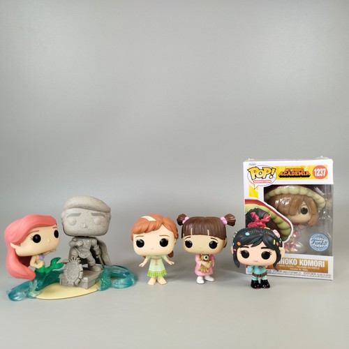 Funko pop bundle - pop, &