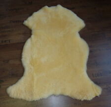 Kurzhaar Schaffell Lammfell Bettfell medizinisch gegerbt - waschbar kuschelweich