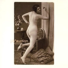 STANDING NUDE FRENCH GIRL REAR