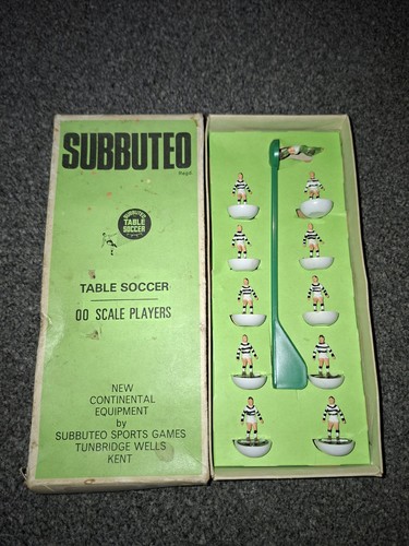 Subbuteo queens park ref - park,