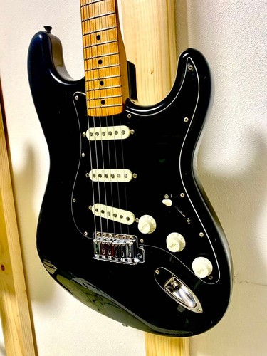 Squier stratocaster silver - squier,